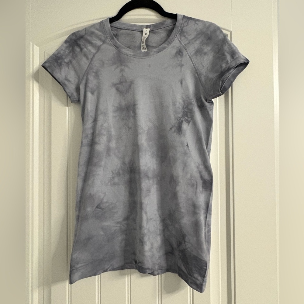 Lululemon Grey Tie-dye Swiftly Tech Short Sleeve